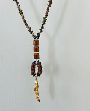 
            
                Load image into Gallery viewer, The snake charmer necklace
            
        